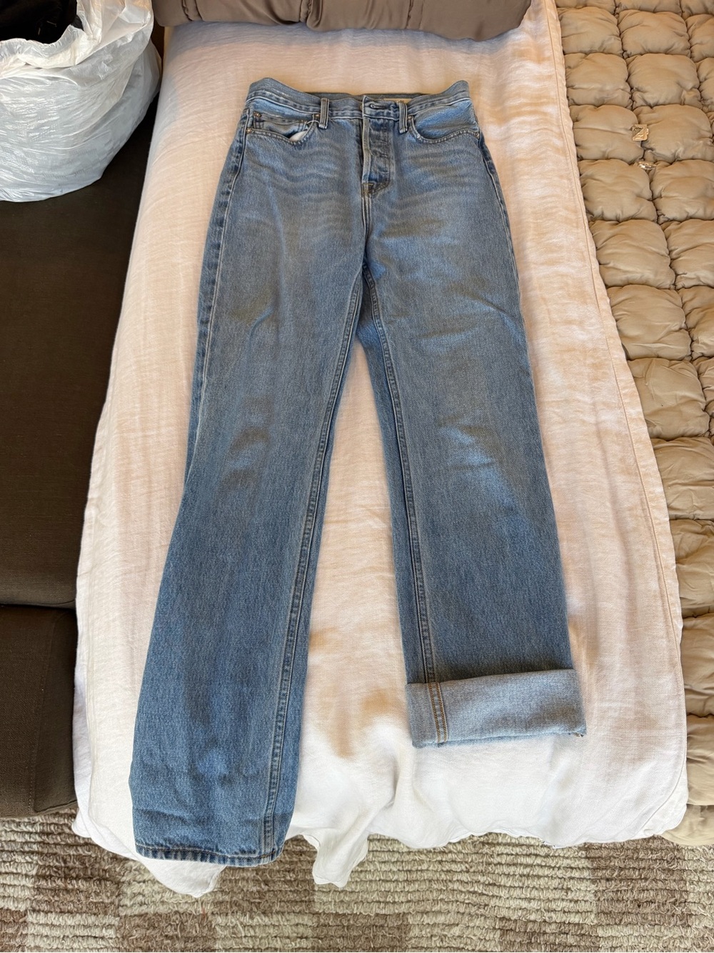 Women's Straight Leg High-Rise Jeans in Light Blue Denim